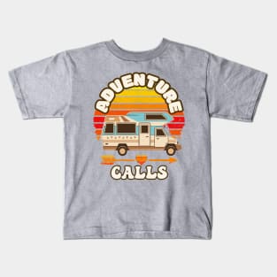 Funny Camping Adventure Calls Retro Camper Kids T-Shirt